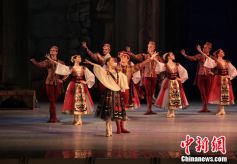 基辅大剧院携芭蕾舞剧《天鹅湖》再度访华巡演