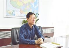 周奉真历时16年编选完成《中国古代韵文名句类编》出版