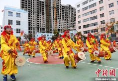 甘肃省兰州太平鼓走向海外留住侨胞乡愁