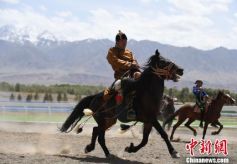 甘肃肃北民族的多姿蒙古风情