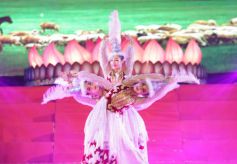 2019欢乐春节歌舞综艺晚会《陇原风·民族情》在泰国激情开演