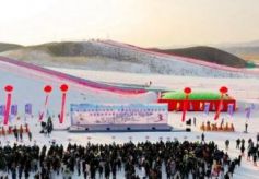 甘肃首届冰雪运动进校园活动启动，兰州新区迎来冰雪旅游热