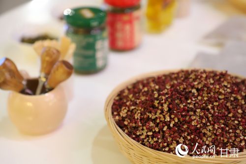 武都花椒。人民网记者 邵兰摄