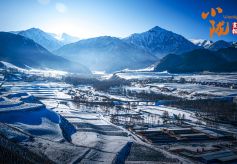 天祝哈溪：白雪绿林同框 冬日浪漫如画境