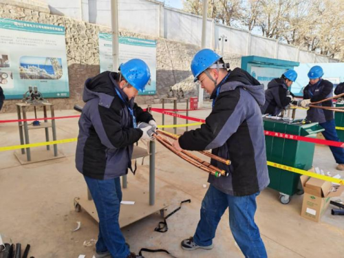 技能竞赛现场。石军峰摄