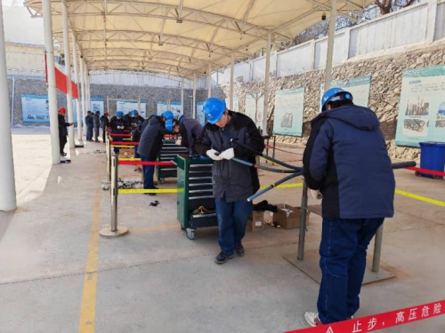 技能竞赛现场。石军峰摄